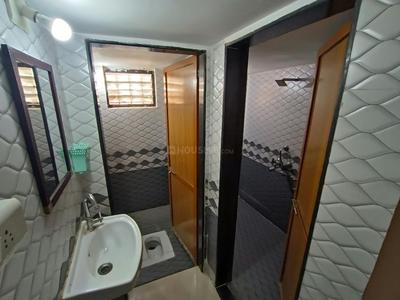 Bathroom Image of 1050 Sq.ft 2 BHK Independent House for rent in Gotri Vadodara for Rs. 14000