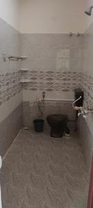 Bathroom Image of 600 Sq.ft 2 BHK Builder Floor for rent in Chinthamanipudur Coimbatore for Rs. 12500