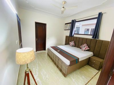 Bedroom Image of Urbanroomz Girls PG Nearby Dlf_CyberPark in DLF Phase 2, Gurgaon