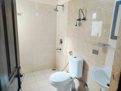 Image of 2061 Sq.ft 4 BHK Apartment / Flat for rent in Amrapali Pan Oasis, Sector 70, Noida for Rs. 60000