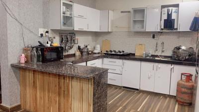 Kitchen Image of 1300 Sq.ft 2 BHK Apartment / Flat for rent in Anand Asset Town, Shankar Nagar Raipur for Rs. 26000