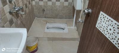 Bathroom Image of 1050 Sq.ft 2 BHK Apartment / Flat for rent in MP Tirupati ML Highrise, Eco Green City Bhopal for Rs. 20000
