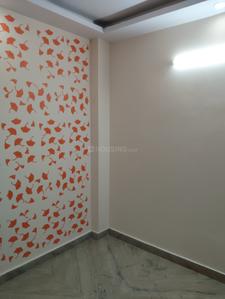 Bedroom Image of 900 Sq.ft 2 BHK Builder Floor for rent in Preet Vihar New Delhi for Rs. 23000