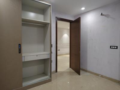 Bedroom Image of 2000 Sq.ft 4 BHK Apartment / Flat for sale in Chhattarpur New Delhi for Rs. 17800000