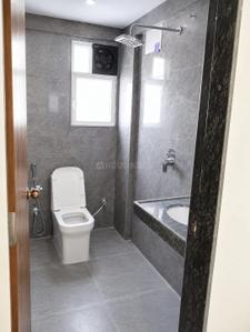 Bathroom Image of 1000 Sq.ft 3 BHK Duplex for rent in Sus Pune for Rs. 35000