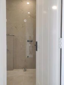 Bedroom One Image of 2400 Sq.ft 4 BHK Builder Floor for sale in Eros Lakewood City, Green Field Colony Faridabad for Rs. 29000000
