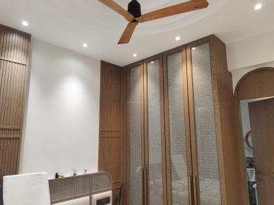 Bedroom Image of 1100 Sq.ft 3 BHK Apartment / Flat for sale in Santacruz West Mumbai for Rs. 60000000