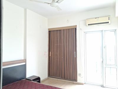 Bedroom Image of 1701 Sq.ft 3 BHK Apartment / Flat for sale in DLF Capital Greens Phase 1 And 2, Karampura New Delhi for Rs. 32500000