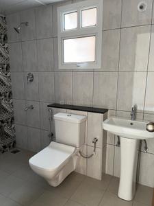 Bathroom Image of 999 Sq.ft 2 BHK Apartment / Flat for sale in Prestige Finsbury Park Hyde, Gummanahalli Bengaluru for Rs. 13000000