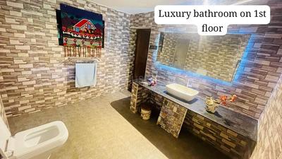 Bathroom Image of RR Mens Luxury PG in Porur, Chennai