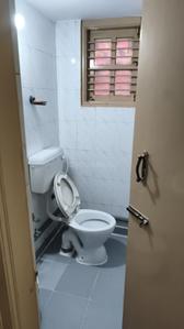 Bathroom Image of 450 Sq.ft 1 BHK Builder Floor for rent in Ramamurthy Nagar Bengaluru for Rs. 14500