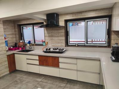 Kitchen Image of 3600 Sq.ft 4.5 BHK Villa for sale in Thaltej Ahmedabad for Rs. 41500000