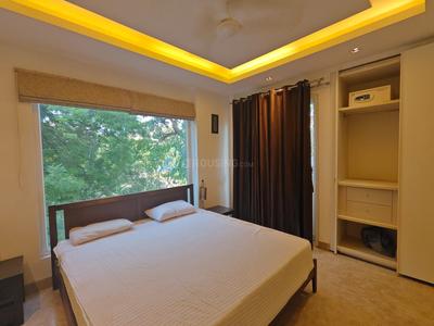 Bedroom Image of 1800 Sq.ft 3 BHK Builder Floor for sale in Sarva Priya Apartments, Hauz Khas New Delhi for Rs. 48000000