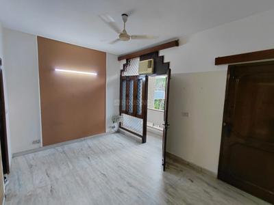 Bedroom Image of 1900 Sq.ft 3 BHK Builder Floor for rent in Greater Kailash New Delhi for Rs. 85000
