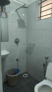 Bathroom Image of 750 Sq.ft 1 BHK Builder Floor for rent in Mahadevapura Bengaluru for Rs. 34999