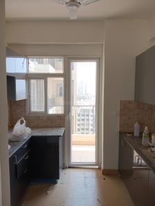 Kitchen Image of 1700 Sq.ft 3.5 BHK Apartment / Flat for sale in Amrapali Crystal Homes Phase 1, Sector 76 Noida for Rs. 23000000