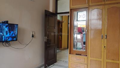 Bedroom Image of 1440 Sq.ft 3 BHK Builder Floor for sale in GTB Nagar New Delhi for Rs. 15000000