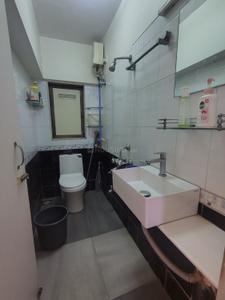 Image of 1800 Sq.ft 3.5 BHK Apartment / Flat for rent in Khar West, Mumbai for Rs. 140000