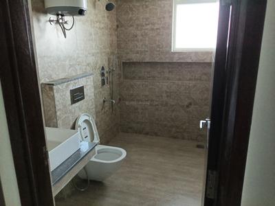 Image of 2500 Sq.ft 4 BHK Apartment / Flat for rent in Uptown Skylla, PR7 Airport Road, Zirakpur for Rs. 55000