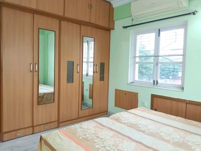 Bedroom Image of 1200 Sq.ft 2 BHK Apartment / Flat for rent in Kalighat Kolkata for Rs. 45000