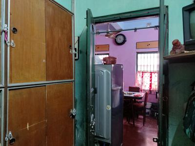 Bedroom Image of 3000 Sq.ft 7 BHK Independent House for sale in Sinthi Kolkata for Rs. 32500000
