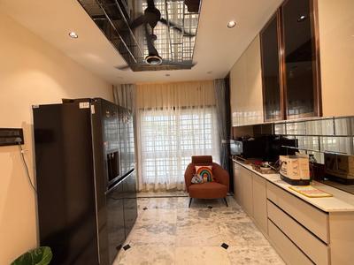 Kitchen Image of 1800 Sq.ft 3 BHK Apartment / Flat for sale in West Marredpally Secunderabad for Rs. 18500000