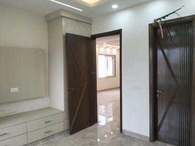 Bedroom Image of 1500 Sq.ft 3 BHK Builder Floor for sale in Mukherjee Nagar New Delhi for Rs. 25000000
