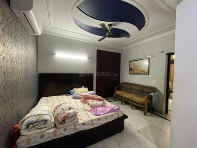 Bedroom Image of 1200 Sq.ft 2 BHK Apartment / Flat for rent in Sarve Satyam Apartment, Sector 4 Dwarka New Delhi for Rs. 40000