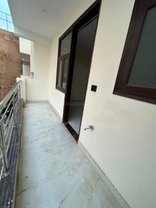 Balcony Image of 750 Sq.ft 1 BHK Apartment / Flat for rent in Chhattarpur New Delhi for Rs. 21000