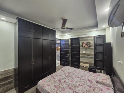Bedroom Image of 1200 Sq.ft 3 BHK Builder Floor for sale in Ramesh Nagar New Delhi for Rs. 17500000