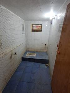 Bathroom Image of 1200 Sq.ft 2 BHK Independent House for rent in Ambattur Chennai for Rs. 25000