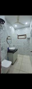 Bathroom Image of 1800 Sq.ft 3 BHK Builder Floor for rent in Naraina New Delhi for Rs. 70000
