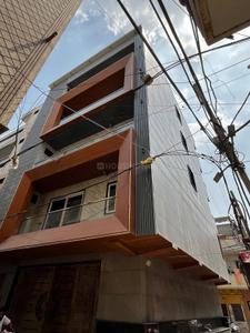 Image of 1350 Sq.ft 3 BHK Builder Floor for sale in Tri Nagar, New Delhi for Rs. 13000000
