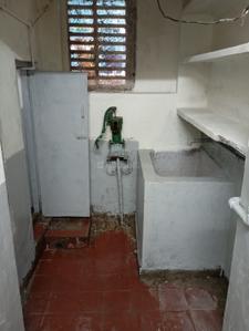 Bathroom Image of 500 Sq.ft 1 BHK Apartment / Flat for sale in Purasawalkam Chennai for Rs. 3449999