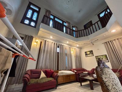 Hall Image of 2152 Sq.ft 4.5 BHK Independent House for rent in Beta II Greater Noida for Rs. 81000