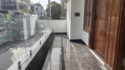 Image of 2300 Sq.ft 4 BHK Builder Floor for sale in Kaushambi, Ghaziabad for Rs. 34500000