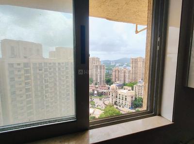 Balcony Image of 650 Sq.ft 1 BHK Apartment / Flat for sale in Hiranandani Regent Hill A B C D And E Wing, Powai Mumbai for Rs. 19000000