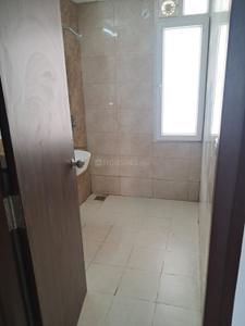 Bathroom Image of 1689 Sq.ft 3 BHK Apartment / Flat for sale in Hero Homes, Sector 104 Gurgaon for Rs. 25000000