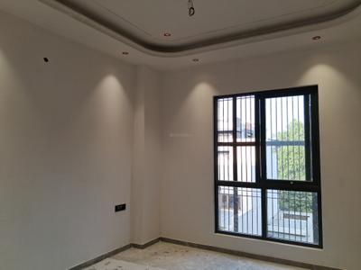 Bedroom Image of 1800 Sq.ft 3 BHK Builder Floor for sale in Paschim Vihar New Delhi for Rs. 34000000