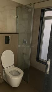 Bathroom Image of 3240 Sq.ft 6 BHK Apartment / Flat for rent in Shreepati Coronet, Mazgaon Mumbai for Rs. 240000