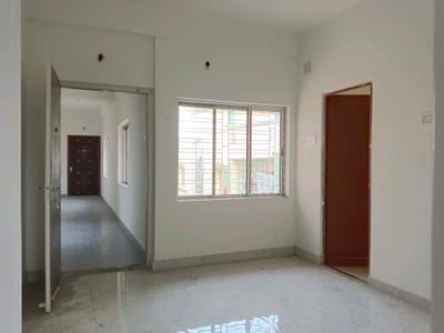 Living Room Image of 850 Sq.ft 2 BHK Apartment / Flat for sale in Behala Kolkata for Rs. 3250000