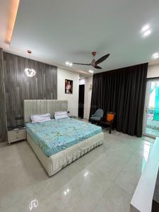 Bedroom Image of 2205 Sq.ft 4 BHK Builder Floor for sale in Surya Niketan, Anand Vihar New Delhi for Rs. 45000000