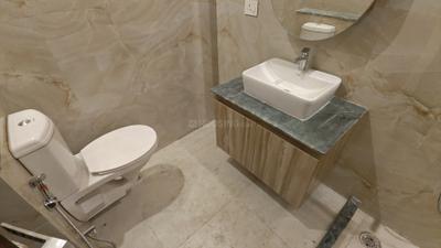 Image of 2000 Sq.ft 3 BHK Builder Floor for rent in Uday Park, New Delhi for Rs. 130000