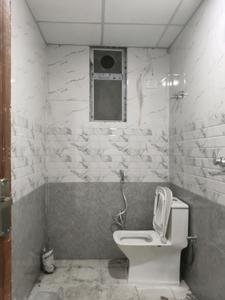 Common Bathroom Image of 1000 Sq.ft 2 BHK Apartment / Flat for sale in The Grand Estate, Noida Extension Greater Noida for Rs. 4004750