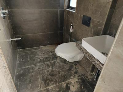 Bathroom Image of 1885 Sq.ft 3 BHK Apartment / Flat for sale in Sheetal Westpark, Vastrapur Ahmedabad for Rs. 17500000