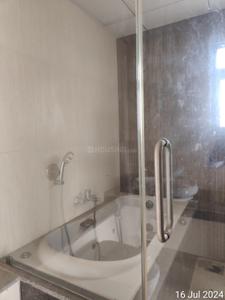 Bathroom Image of 3179 Sq.ft 4.5 BHK Apartment / Flat for sale in Gera Isle Royale, Bavdhan Pune for Rs. 30000000