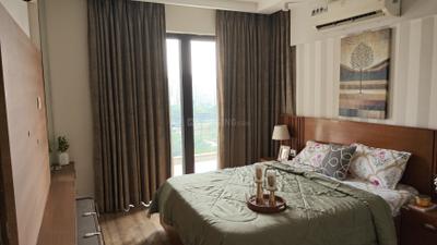 Bedroom Image of 1500 Sq.ft 2.5 BHK Apartment / Flat for sale in Godrej Oasis, Sector 88A Gurgaon for Rs. 18600000
