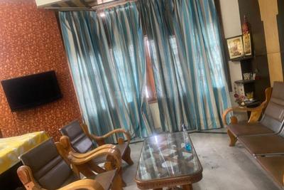Hall Image of 1400 Sq.ft 2 BHK Builder Floor for rent in Sector 17 Gurgaon for Rs. 40000