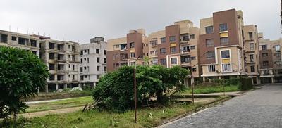 Image of 973 Sq.ft 2 BHK Apartment / Flat for sale in Orchard Estate, Madhyamgram, Kolkata for Rs. 4300000