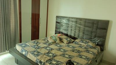 Bedroom Image of 1054 Sq.ft 2 BHK Apartment / Flat for rent in Gaurs Siddhartham, Siddharth Vihar Ghaziabad for Rs. 32000